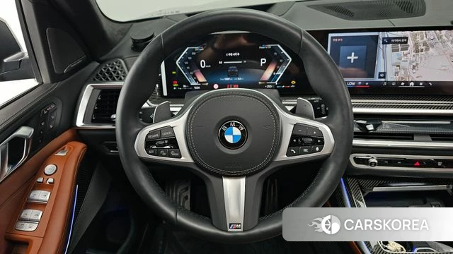 BMW X7 (G07) 2025 Черный из Кореи, фото 3