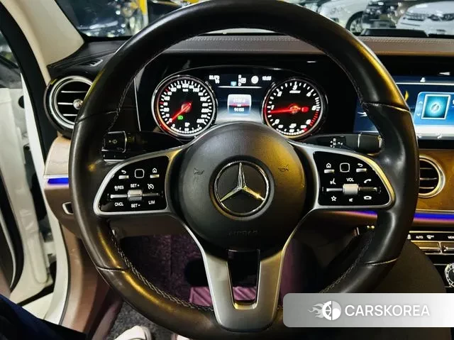 Mercedes-Benz E-Class W213 2019 Белый из Кореи, фото 3