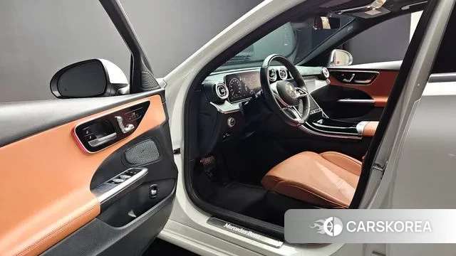 Mercedes-Benz C-Class W206 2023 Белый из Кореи, фото 3