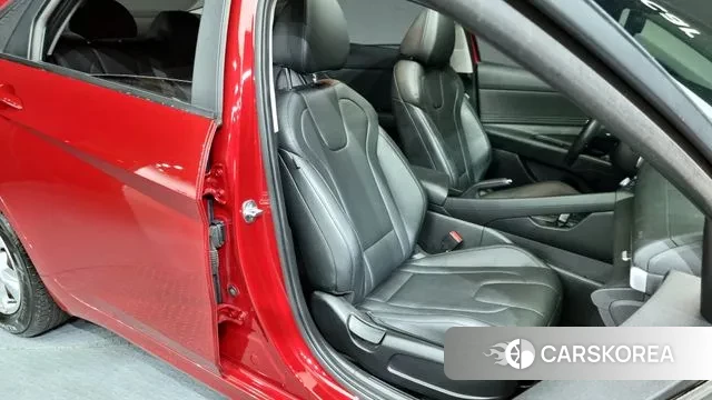 Hyundai Avante (CN7) 2020 Красный из Кореи, фото 3