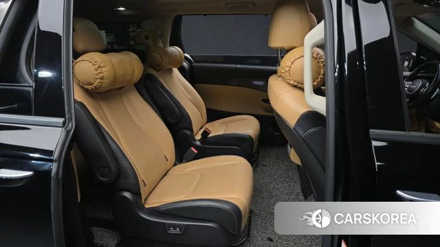 Kia Carnival 4th generation 2022 Черный из Кореи, фото 3