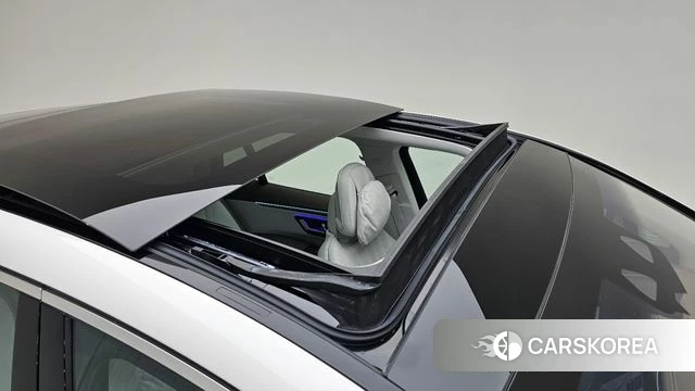 Mercedes-Benz EQS SUV X296 2025 Белый из Кореи, фото 3