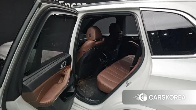 BMW X5 (G05) 2022 Белый из Кореи, фото 3