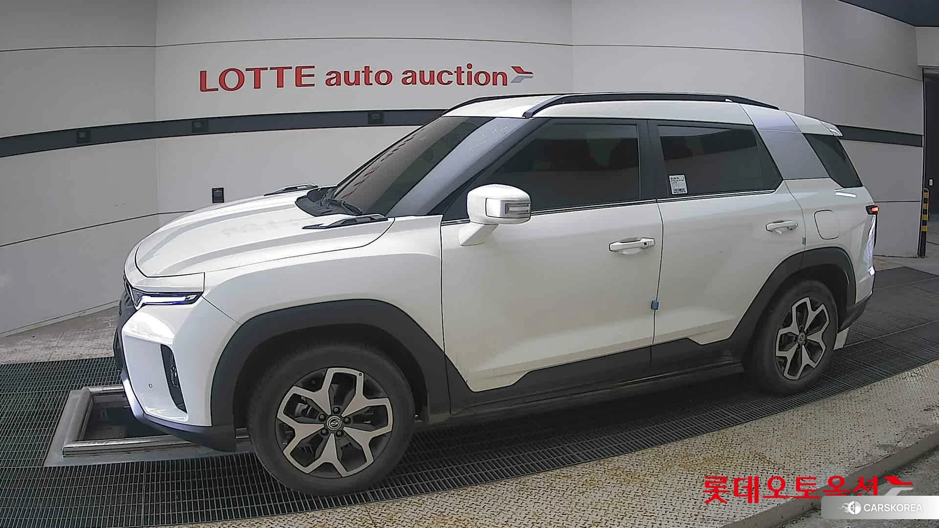 SsangYong Torres 2023 Grand White из Кореи, фото 3