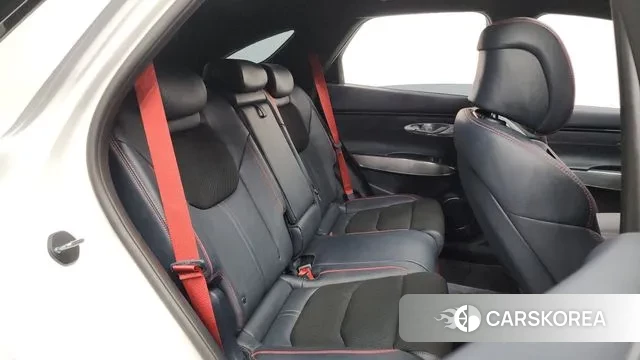 Genesis GV70 2024 Белый из Кореи, фото 3