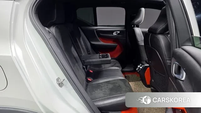 Volvo XC40 2019 Белый из Кореи, фото 3