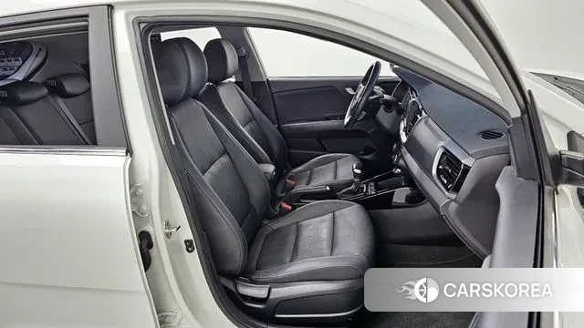 Kia Stonic id 3498796 из Кореи 3