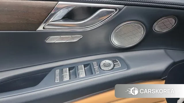 Genesis GV80 2023 Белый из Кореи, фото 3