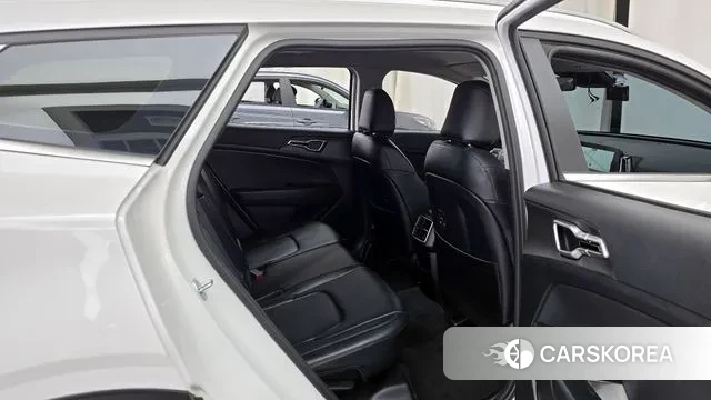 Kia Sportage 5th Generation 2021 Белый из Кореи, фото 3