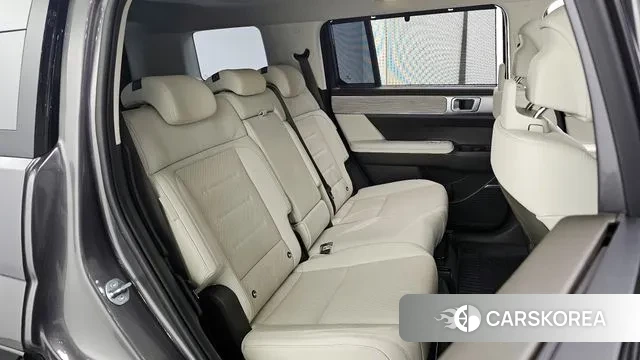 Hyundai Santa Fe (MX5) 2024 Серый из Кореи, фото 3