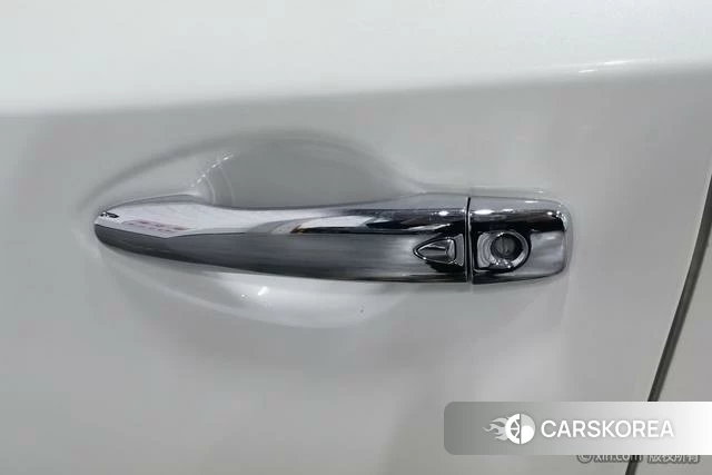 Nissan TIIDA 2022 Белый из Китая, фото 3