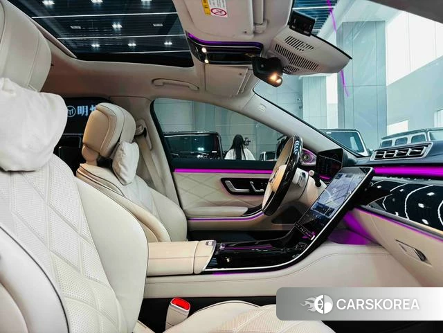 Mercedes-Benz Maybach S-class 2024 Черный из Китая, фото 3