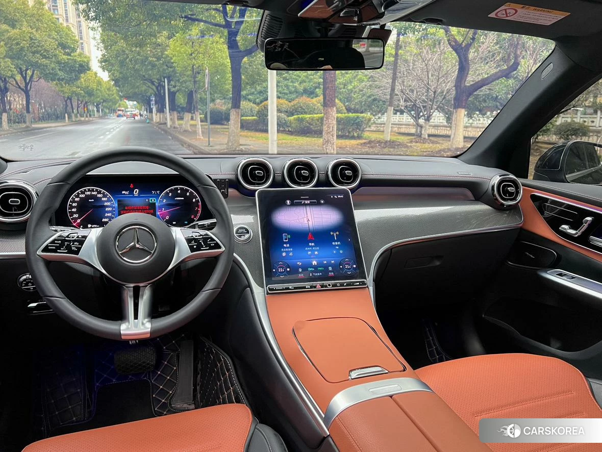 Mercedes-Benz GLC 2023 Черный из Китая, фото 3