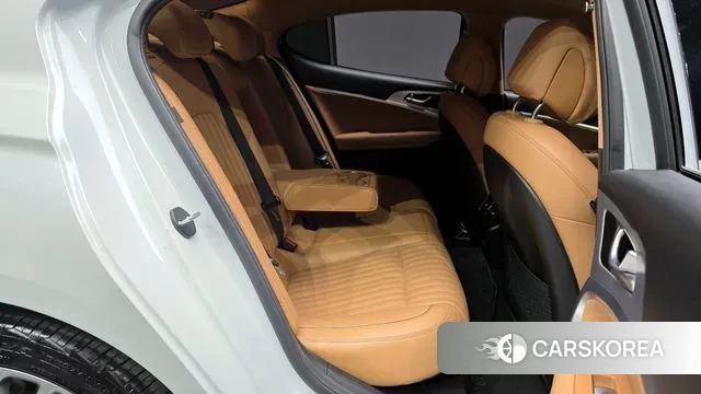 Genesis The New G70 2022 Белый из Кореи, фото 3