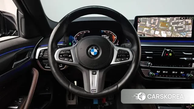 BMW 5 Series (G30) 2023 Черный из Кореи, фото 3