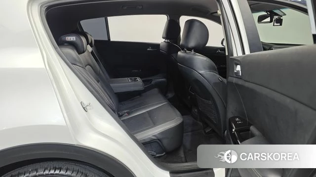 Kia Sportage 4th Generation 2018 Белый из Кореи, фото 3