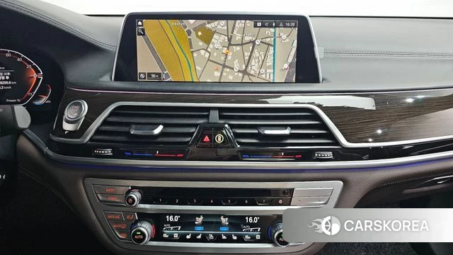 BMW 7 Series (G11) 2022 Черный из Кореи, фото 3
