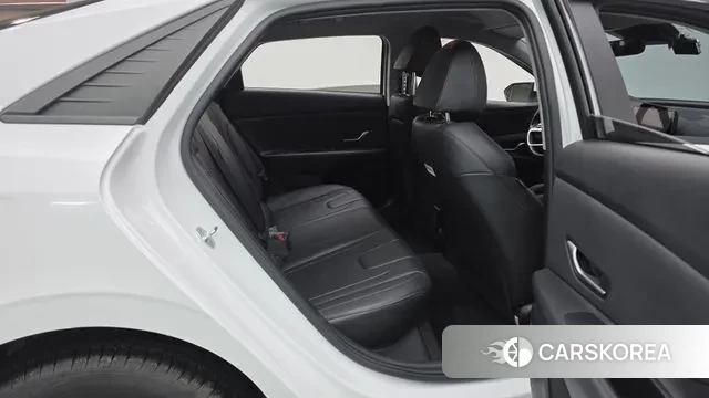 Hyundai Avante (CN7) 2021 Белый из Кореи, фото 3