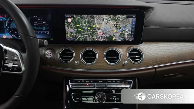 Mercedes-Benz E-Class W213 2019 Синий из Кореи, фото 3
