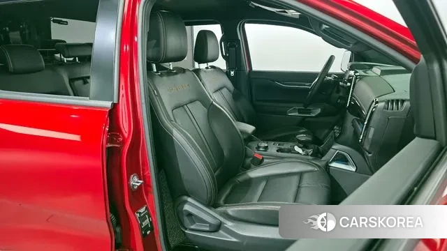 Ford Ranger 4th Generation 2023 Красный из Кореи, фото 3