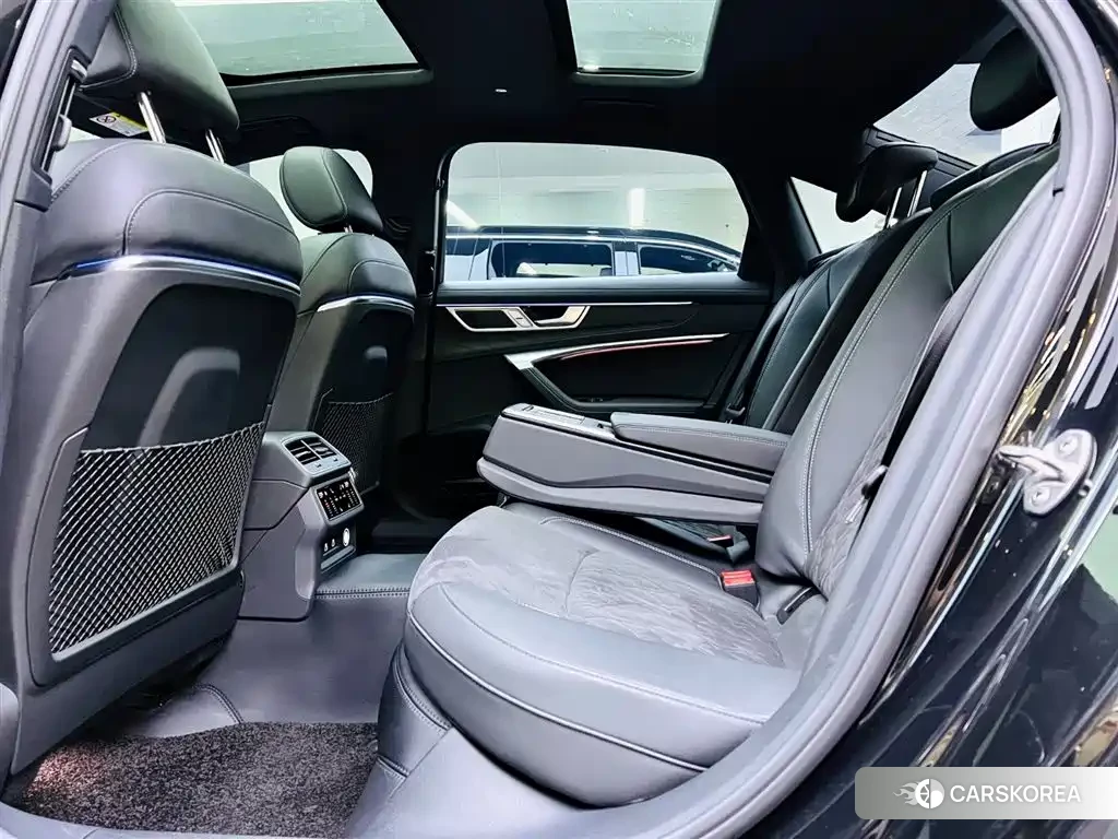 Audi A6L 2025 Черный из Китая, фото 3