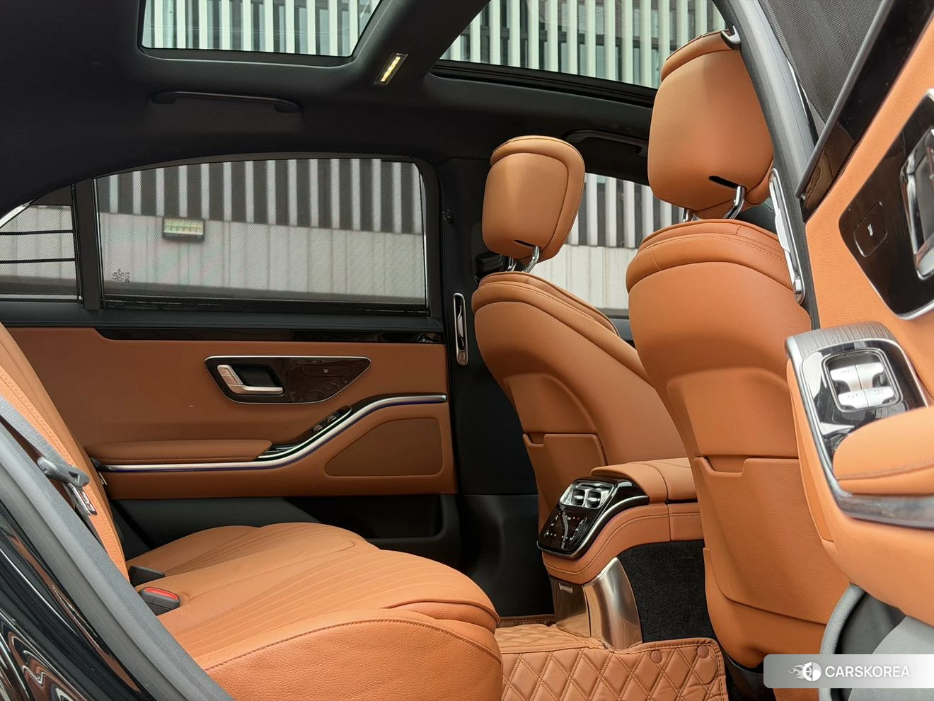 Mercedes-Benz S-class 2024 Черный из Китая, фото 3