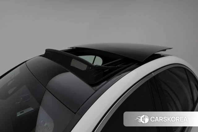 Mercedes-Benz E-Class W214 2025 Белый из Кореи, фото 3
