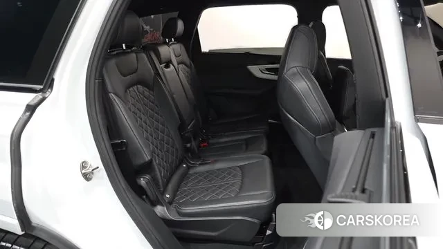 Audi Q7 (4M) 2025 Белый из Кореи, фото 3