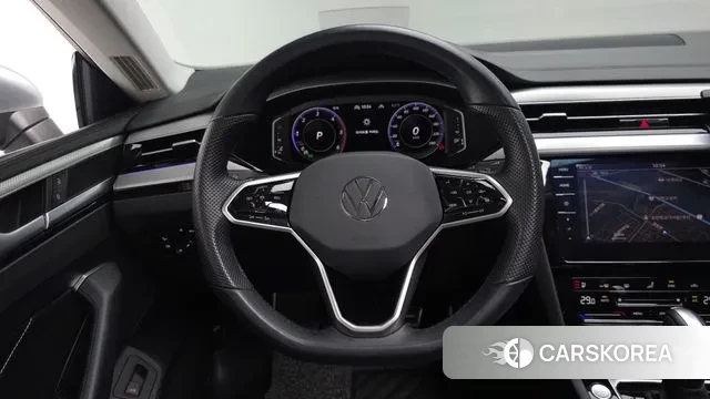 Volkswagen Arteon 2023 Белый из Кореи, фото 3