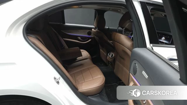 Mercedes-Benz E-Class W213 2019 Белый из Кореи, фото 3