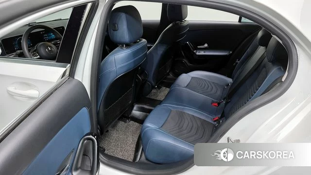 Mercedes-Benz A-Class W177 2019 Белый из Кореи, фото 3