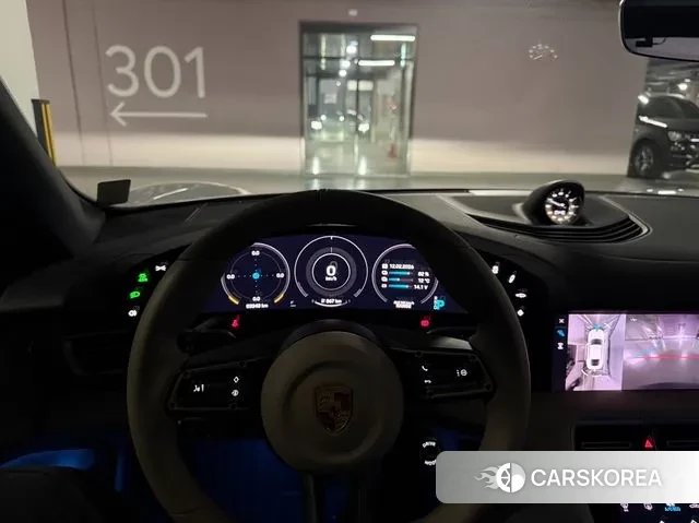 Porsche Taycan 2021 Серебристо-серый из Кореи, фото 3