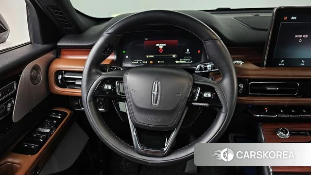 Lincoln Aviator 2nd generation 2021 Белый из Кореи, фото 3