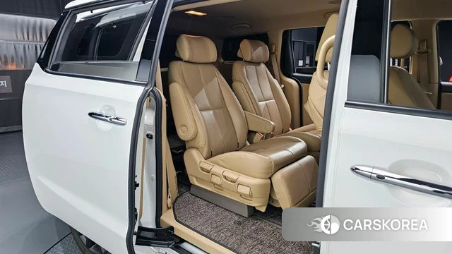 Kia The New Carnival 2018 Белый из Кореи, фото 3