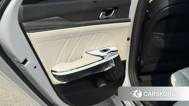 Kia The New K5 3rd generation 2026 Серебристо-серый из Кореи, фото 3