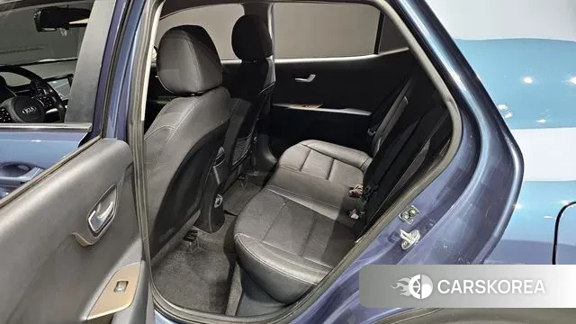 Kia Stonic 2018 Синий из Кореи, фото 3