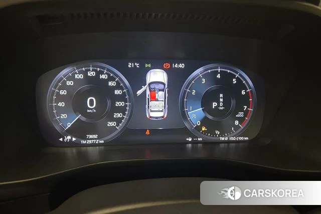 Volvo XC40 2022 Белый из Китая, фото 3