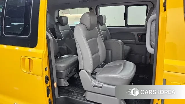 Hyundai The New Grand Starex 2018 Желтый из Кореи, фото 3