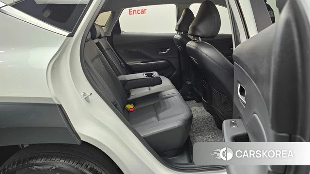 Hyundai Kona (SX2) 2025 Белый из Кореи, фото 3