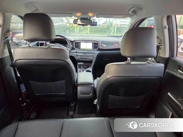 Kia Sportage The Bold 2021 Серебристо-серый из Кореи, фото 3