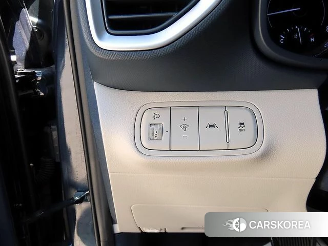 Hyundai Venue 2019 Синий из Кореи, фото 3