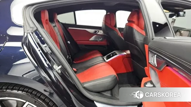 BMW 8 Series (G15) 2021 Черный из Кореи, фото 3