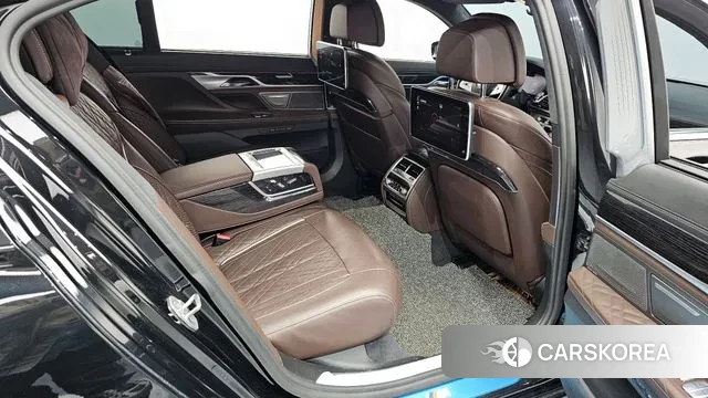 BMW 7 Series (G11) 2020 Черный из Кореи, фото 3