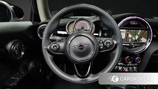 Mini Cooper 2019 Жемчужный цвет из Кореи, фото 3