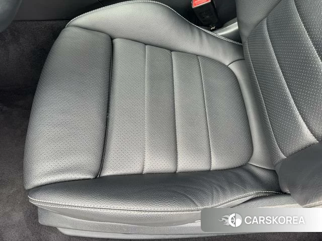 Mercedes-Benz Class C (imported) 2022 Белый из Китая, фото 3