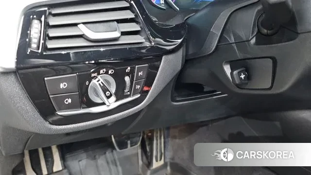 BMW 5 Series (G30) 2018 Синий из Кореи, фото 3