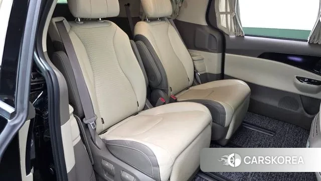 Kia Carnival 4th generation 2022 Черный из Кореи, фото 3