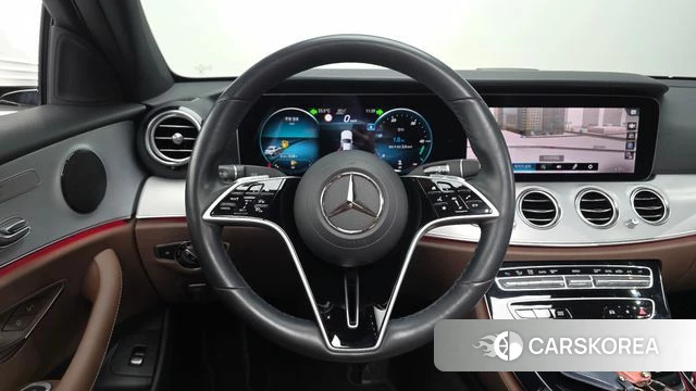 Mercedes-Benz E-Class W213 2021 Белый из Кореи, фото 3