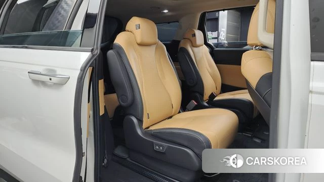 Kia Carnival 4th generation 2023 Белый из Кореи, фото 3