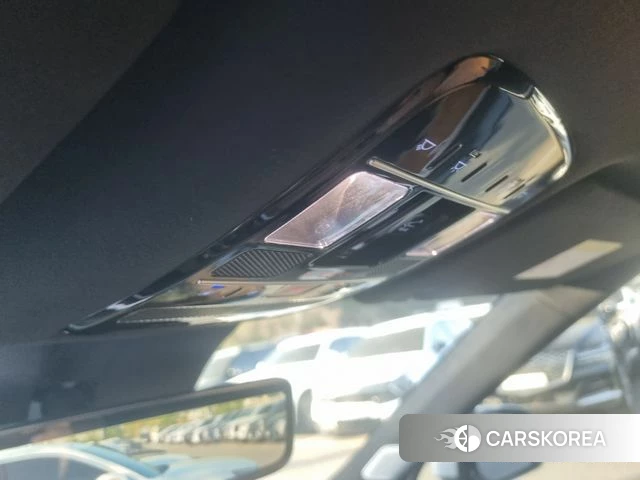 Hyundai Santa Fe (MX5) 2024 Жемчужный цвет из Кореи, фото 3